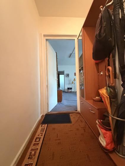 Apartament cu 3 camere decomandat, mobilat în Soarelui