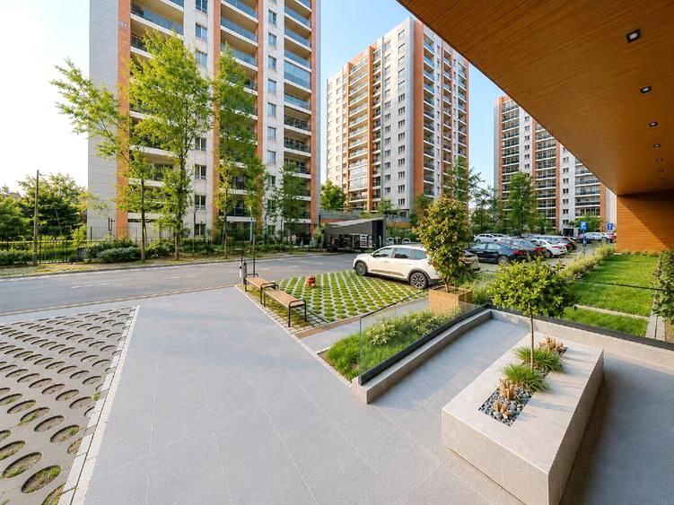 Apartament cu 3 camere decomandat, mobilat în Decebal