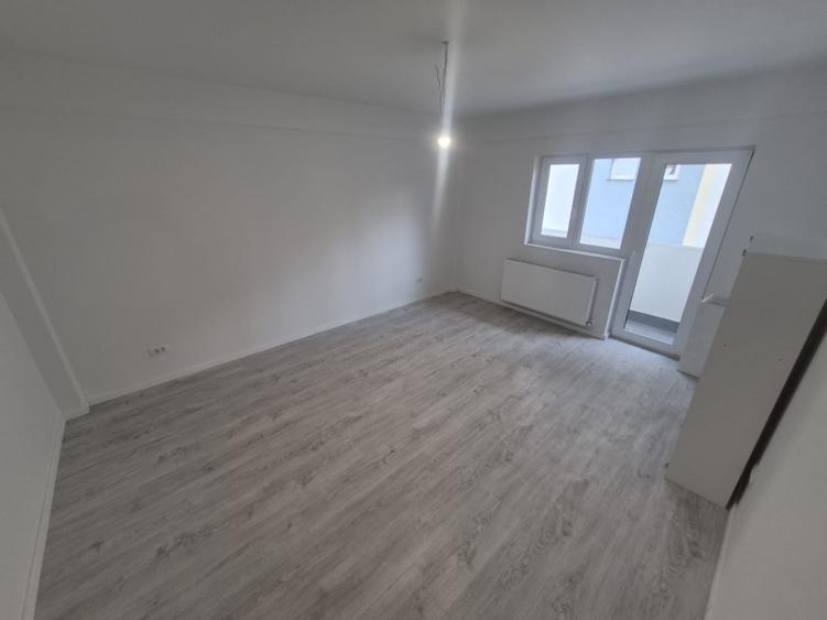 Apartament cu 2 camere decomandat în Semicentral