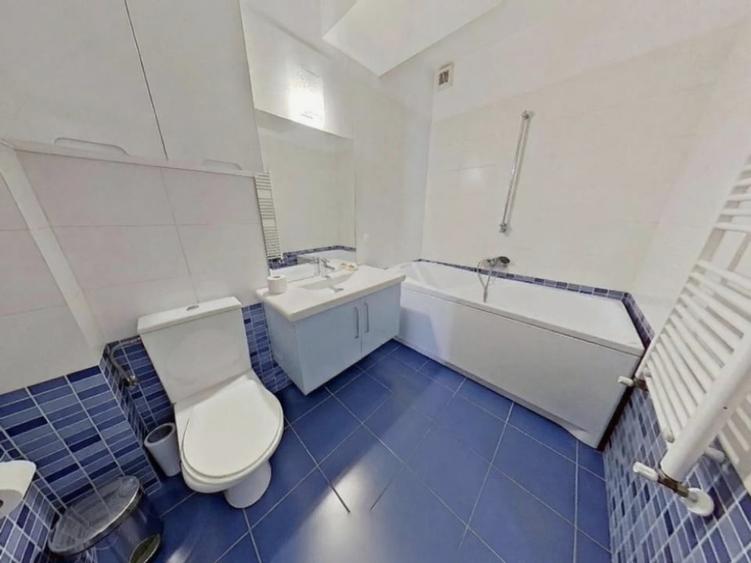 Apartament cu 3 camere semidecomandat, mobilat în Iancu Nicolae