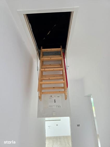 Casă cu 4 camere cu Teren 430 Mp în Central