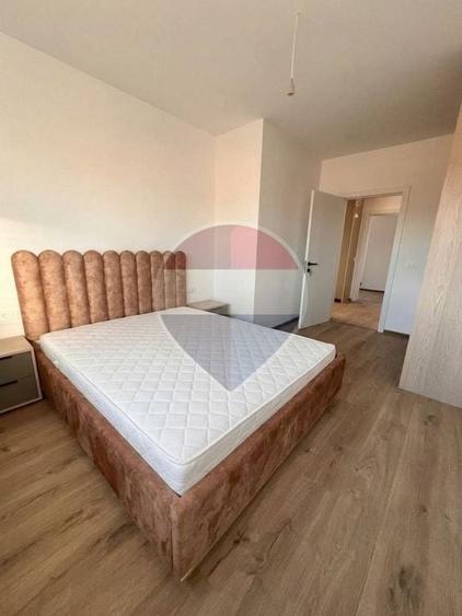 Duplex cu 4 camere cu Teren 350 Mp în Tărlungeni