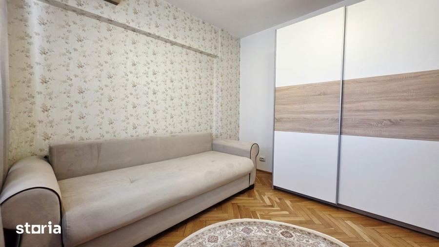 Apartament cu 4 camere decomandat, mobilat în Libertății