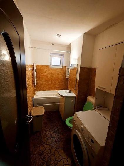 Apartament cu 2 camere decomandat în Lipovei
