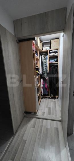 Apartament cu 2 camere semidecomandat, mobilat în Florești