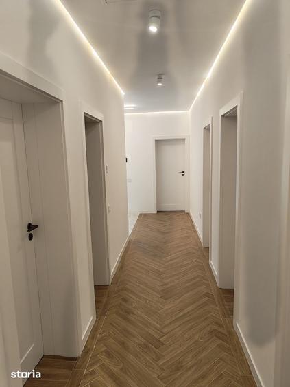 Casă cu 5 camere cu Teren 600 Mp în Exterior Vest
