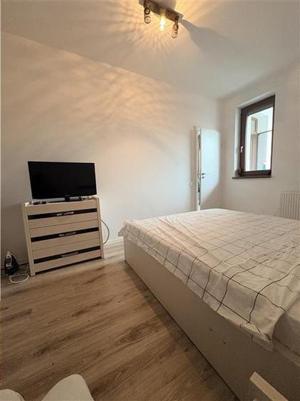 Apartament cu 2 camere semidecomandat, mobilat în Tomis Nord