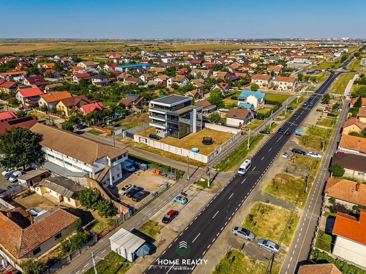 Spațiu industrial, de 981.53002929688 mp, în Săcălaz