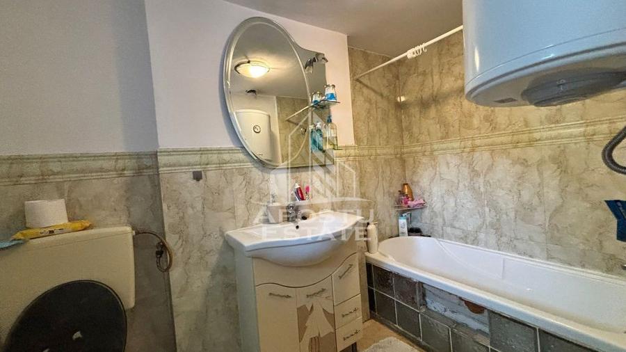 Casă cu 3 camere cu Canalizare în Girocului