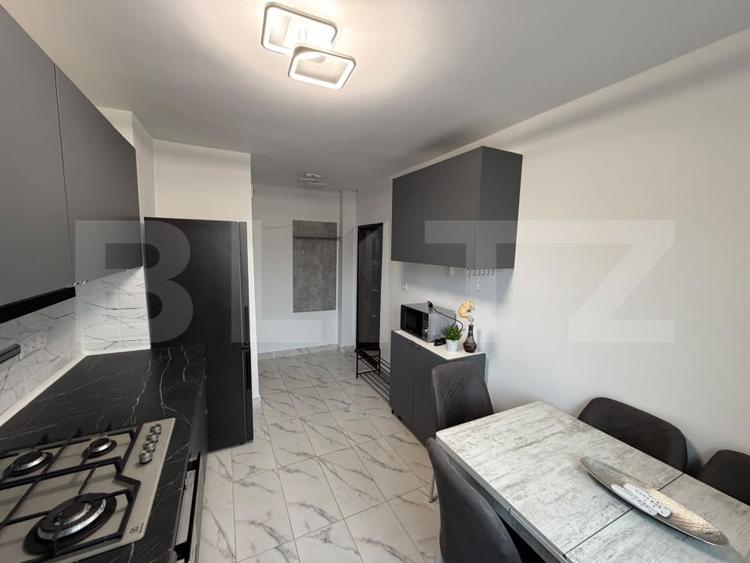 Apartament cu 2 camere semidecomandat, mobilat în Central