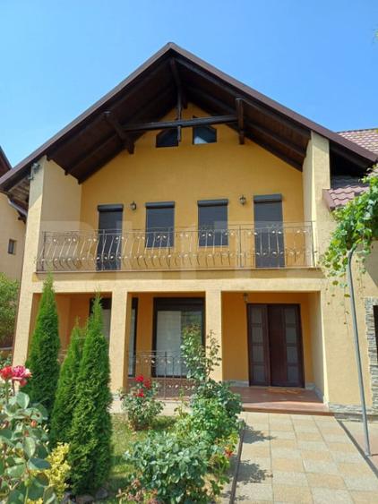 Casă cu 4 camere cu Teren 353 Mp în Sfântu Ilie