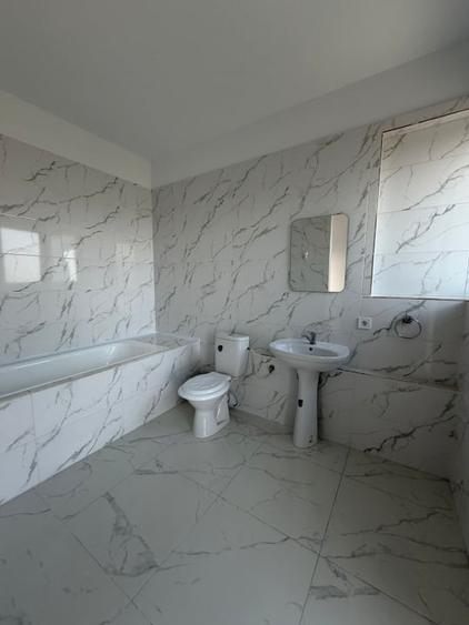 Duplex cu 6 camere cu Canalizare în Bragadiru