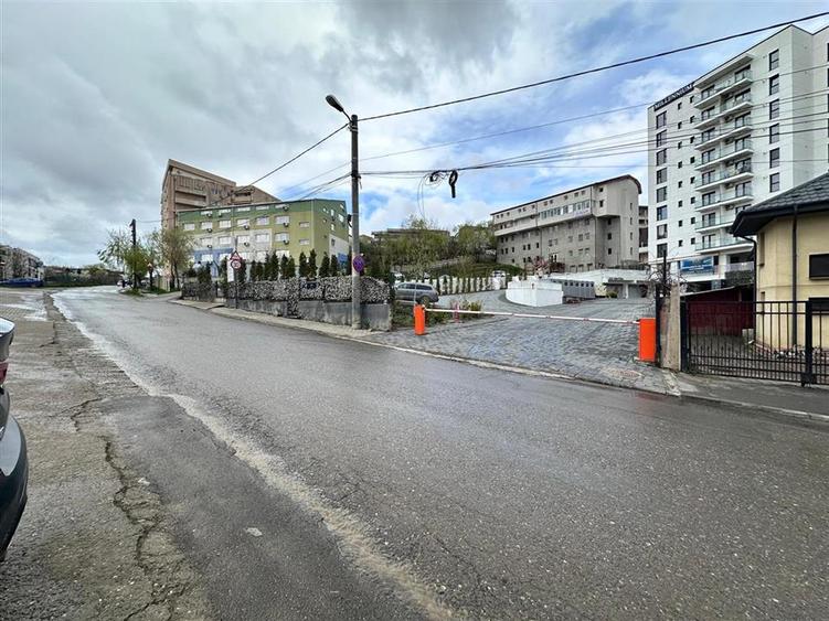 Spațiu comercial, de 523 mp, în Păcurari
