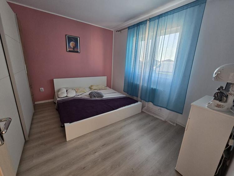 Duplex cu 3 camere cu Canalizare în Moșnița Nouă