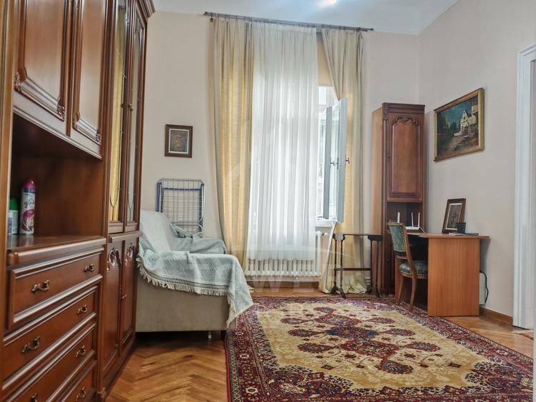 Casă individuală cu 2 camere cu Canalizare în Central