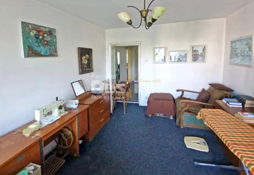APARTAMENT 3 CAMERE SEMIDECOMANDAT - 1