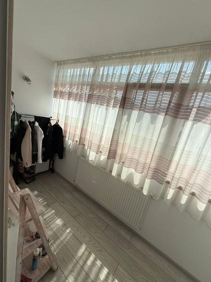 Apartament cu 2 camere decomandat în Craiovei
