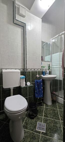 Casă individuală cu 4 camere cu Canalizare în Delfinariu
