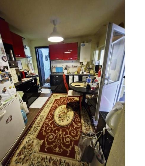 Casă cu 5 camere cu Teren 151 Mp în Colentina