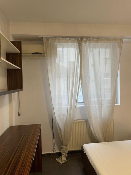 Garsonieră decomandată, mobilată în Romană