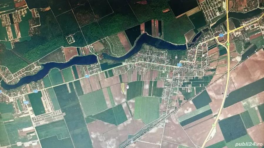 Teren de 8000 mp, în Moara Vlăsiei