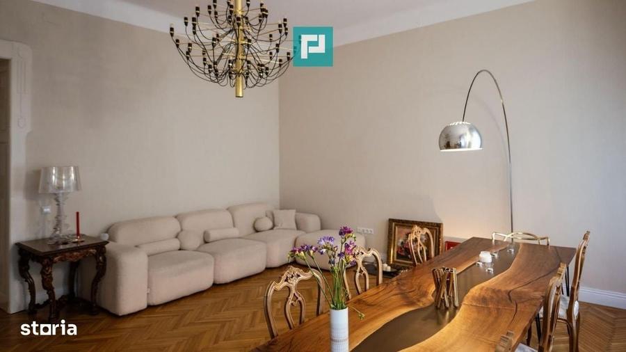 Apartament cu 2 camere în P-ța Unirii