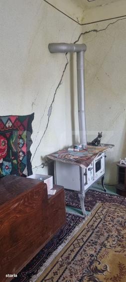 Casă cu 2 camere cu Teren 2934 Mp în Stoicănești