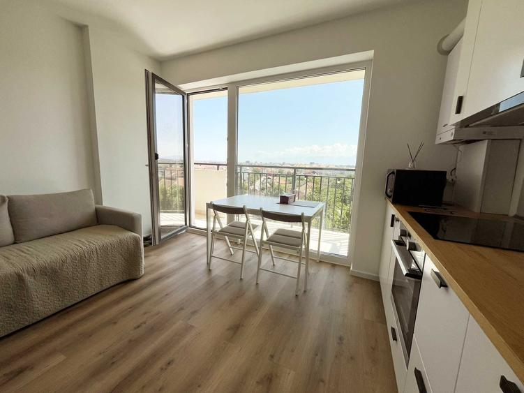 Apartament cu 2 camere decomandat în Lotrioara