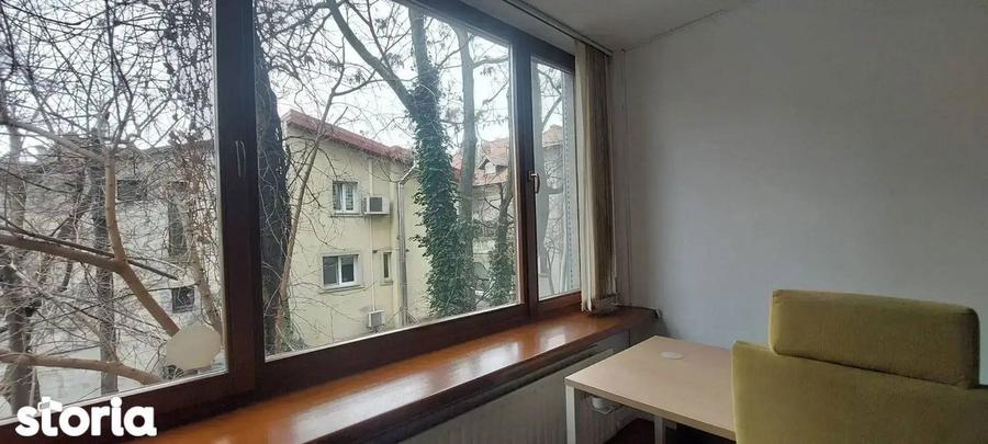 Apartament cu 4 camere în Floreasca