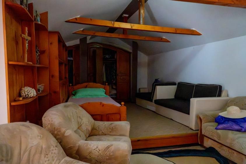 Casă individuală cu 2 camere cu Teren 800 Mp în Năvodari