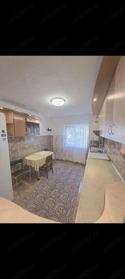 Apartament cu 3 camere decomandat în Mărăști