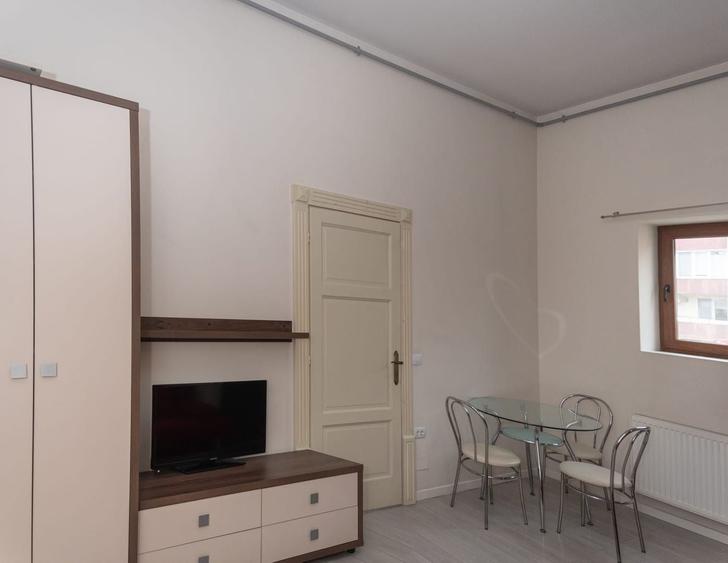 Apartament cu 2 camere, mobilat în Ultracentral
