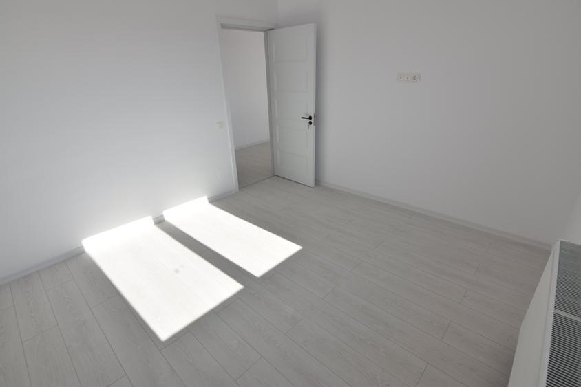 Apartament cu 2 camere decomandat în Bragadiru