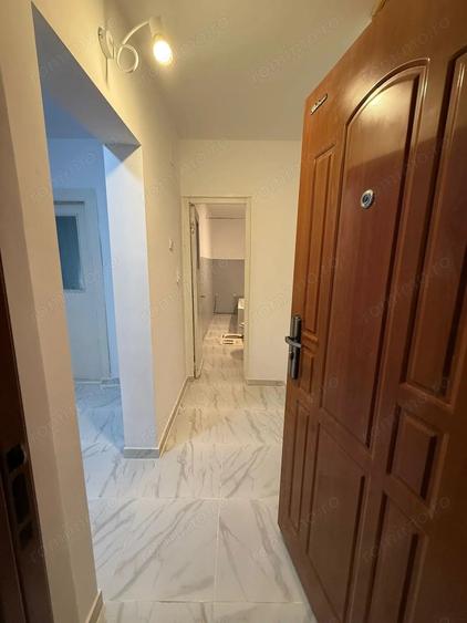 Apartament cu 2 camere decomandat în Est