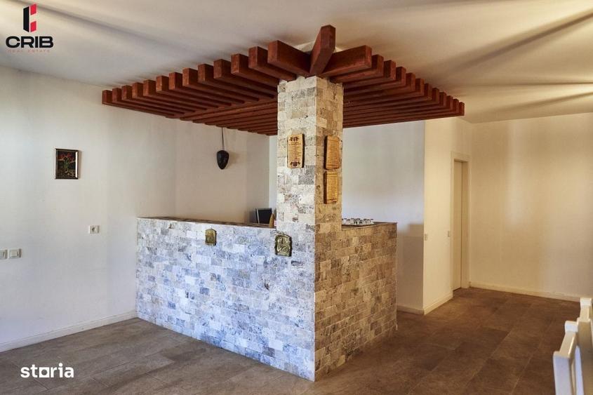 Casă cu 4 camere cu Piscina în Maliuc