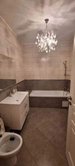 Apartament cu 2 camere decomandat, mobilat în Berceni — fotografia 3