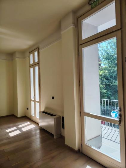 Apartament cu 3 camere decomandat în P-ța Maria
