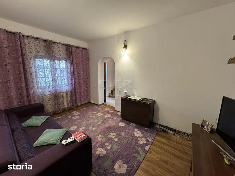 Casă individuală cu 7 camere cu Canalizare în Regie