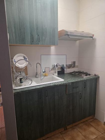 Apartament cu 2 camere decomandat în P-ța Alba Iulia