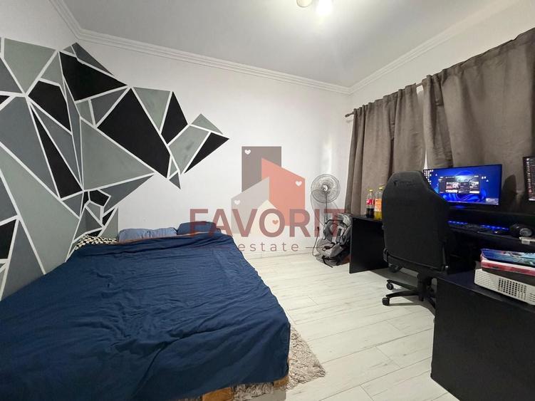Duplex cu 3 camere cu Canalizare în Sânandrei