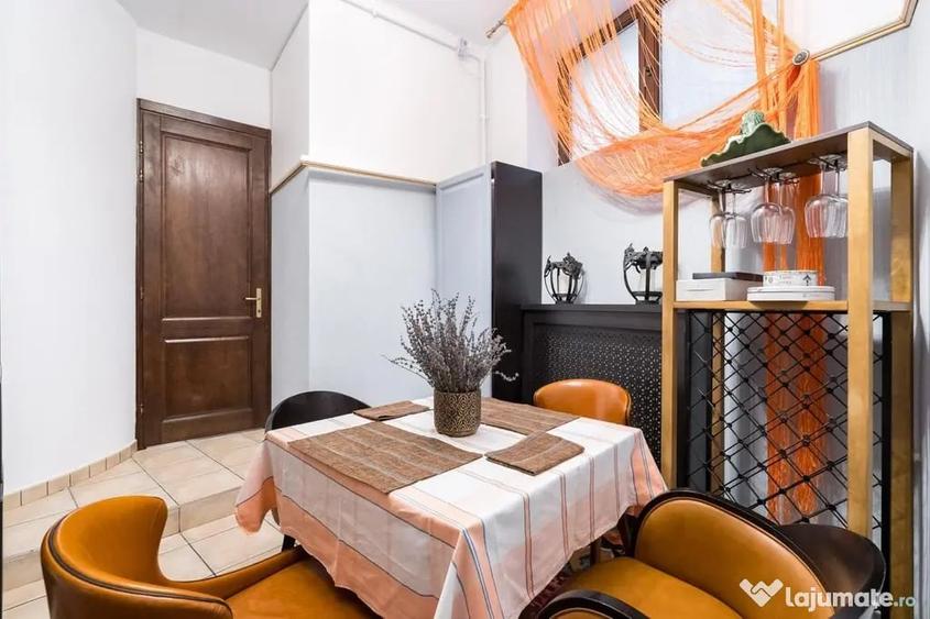 Apartament cu 5 camere decomandat, mobilat în Armeneasca