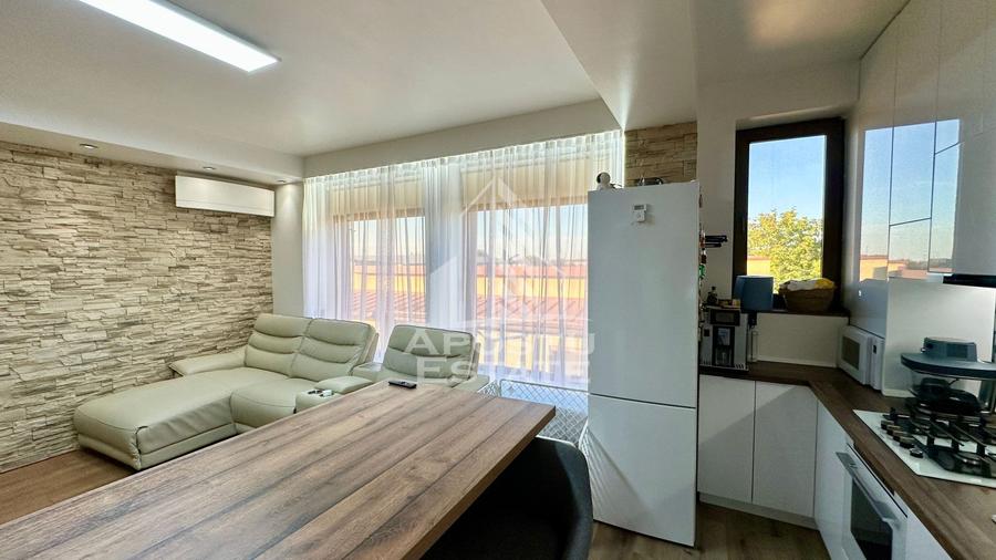 Apartament cu 3 camere decomandat, mobilat în Mehala