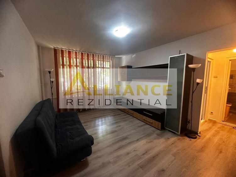 Apartament cu 2 camere semidecomandat, mobilat în Berceni