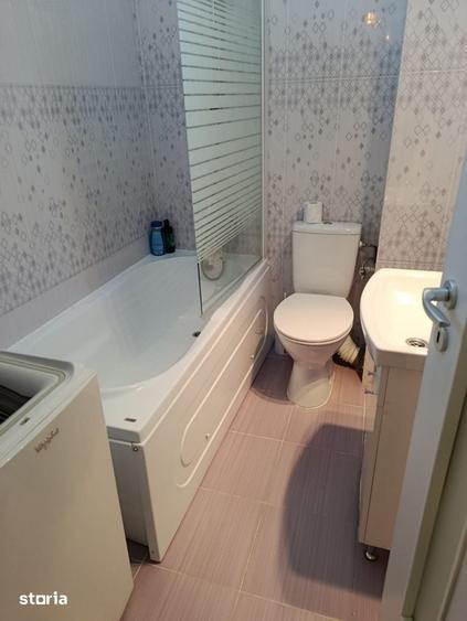 Apartament cu 2 camere semidecomandat, mobilat în Podu Roș