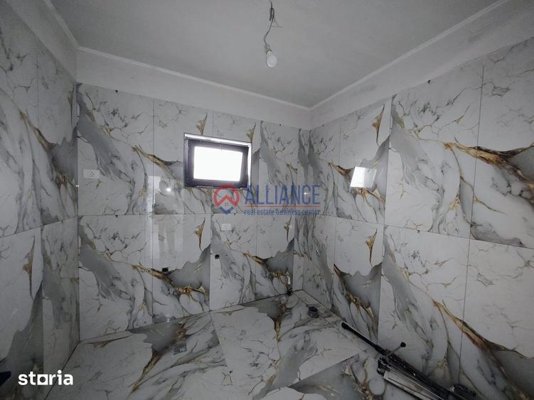 Casă cu 3 camere decomandat cu Teren 411 Mp în Valu lui Traian
