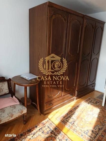 Apartament cu 4 camere în Central