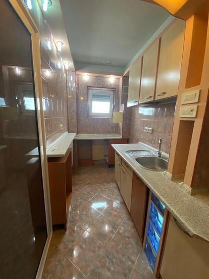 Apartament cu 2 camere semidecomandat în Brâncoveanu
