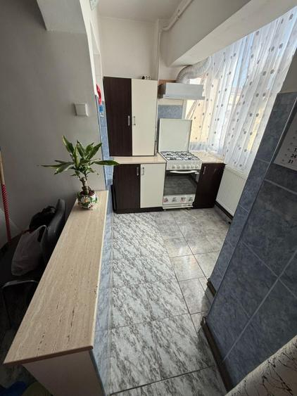 Apartament cu 3 camere decomandat, mobilat în 1 Mai