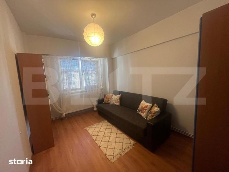 Apartament cu 3 camere decomandat în Central
