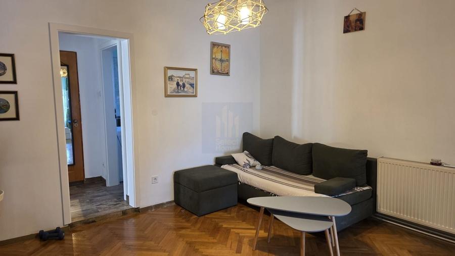 Apartament cu 3 camere în Calea Călărașilor
